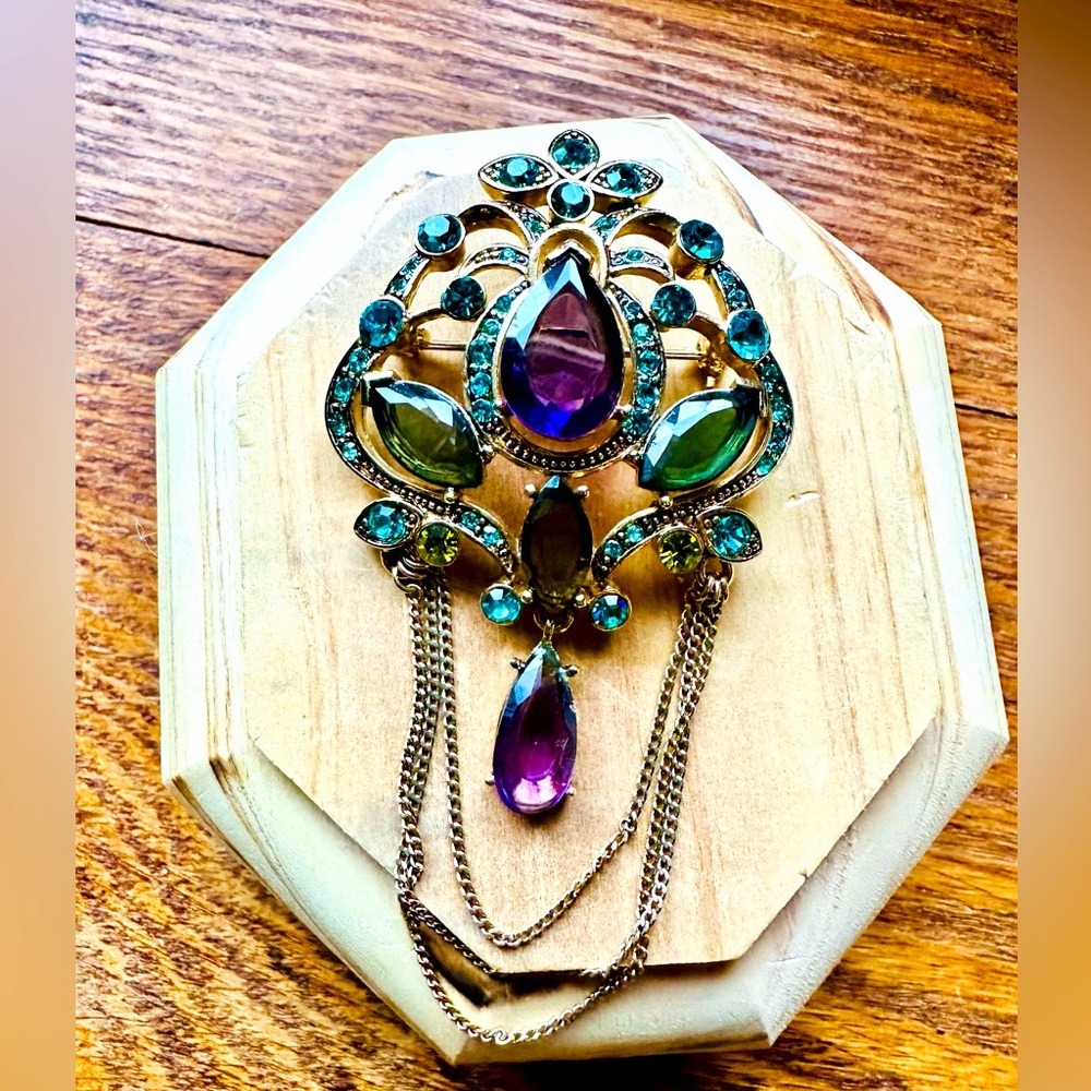 Vintage 60’s Monet Stunning Multicolor Gemstone Brooch